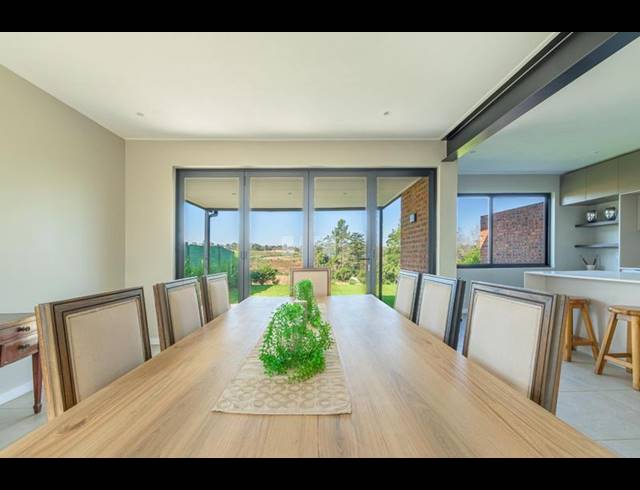 3 BEDROOM TOWNHOUSE FOR SALE IN LEONARD